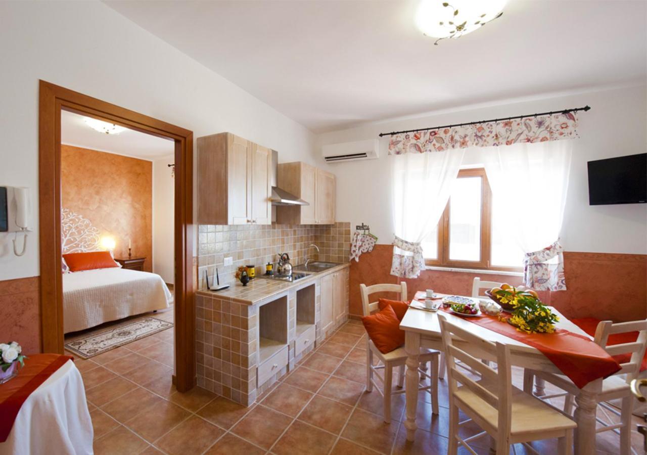Casale La Rovere Монтальто-ди-Кастро Экстерьер фото
