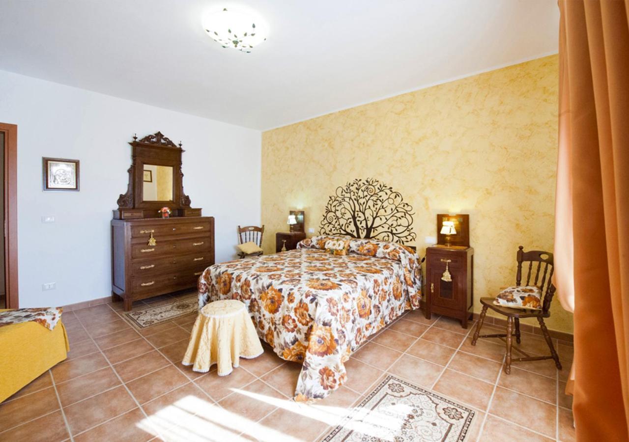 Casale La Rovere Монтальто-ди-Кастро Экстерьер фото